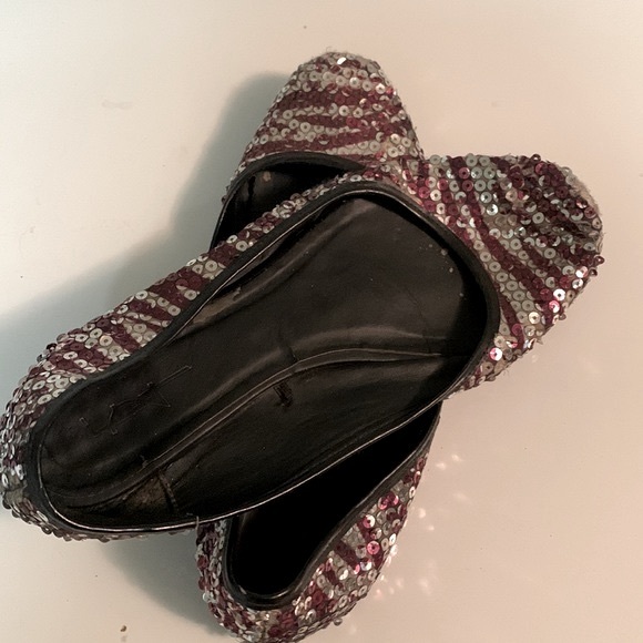 SequinZebra Flats 🦓 - Picture 2 of 6